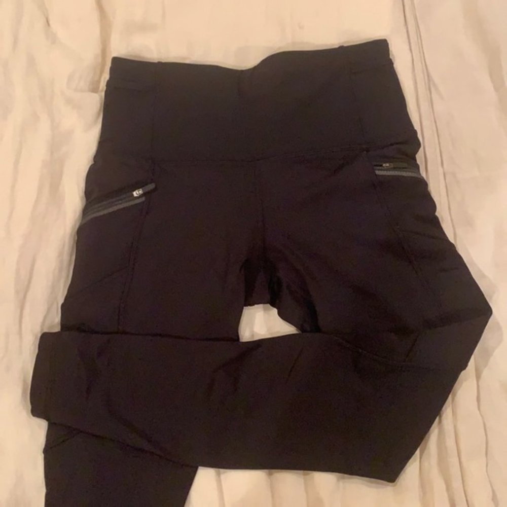 Lululemon Toasty Tech Tight II, Black, Fleece Sz 8